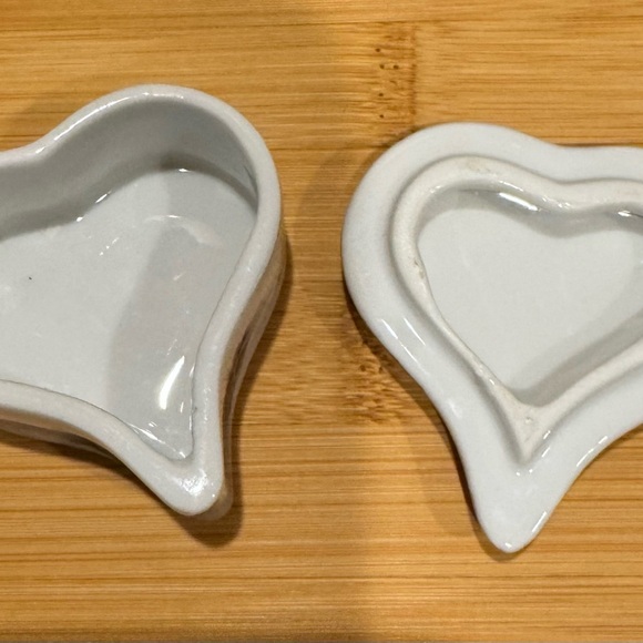 Vintage Lefton Trinket Box - Picture 2 of 8